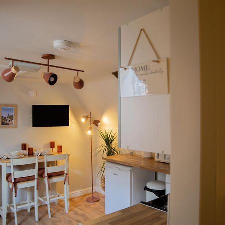 Апартаменты Countryside Loft In Бриджнорс Экстерьер фото