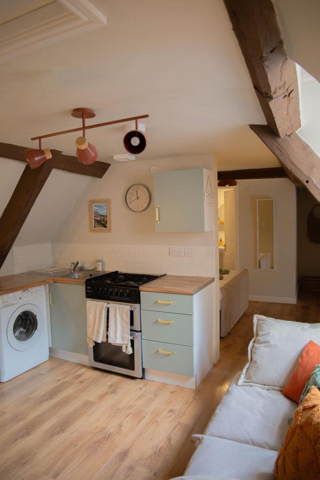 Апартаменты Countryside Loft In Бриджнорс Экстерьер фото